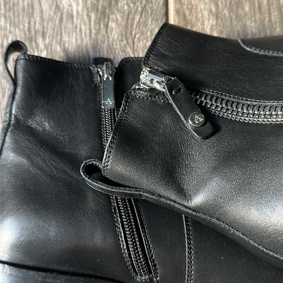 Aquatalia Nailah Ankle Bootie - Picture 11 of 12